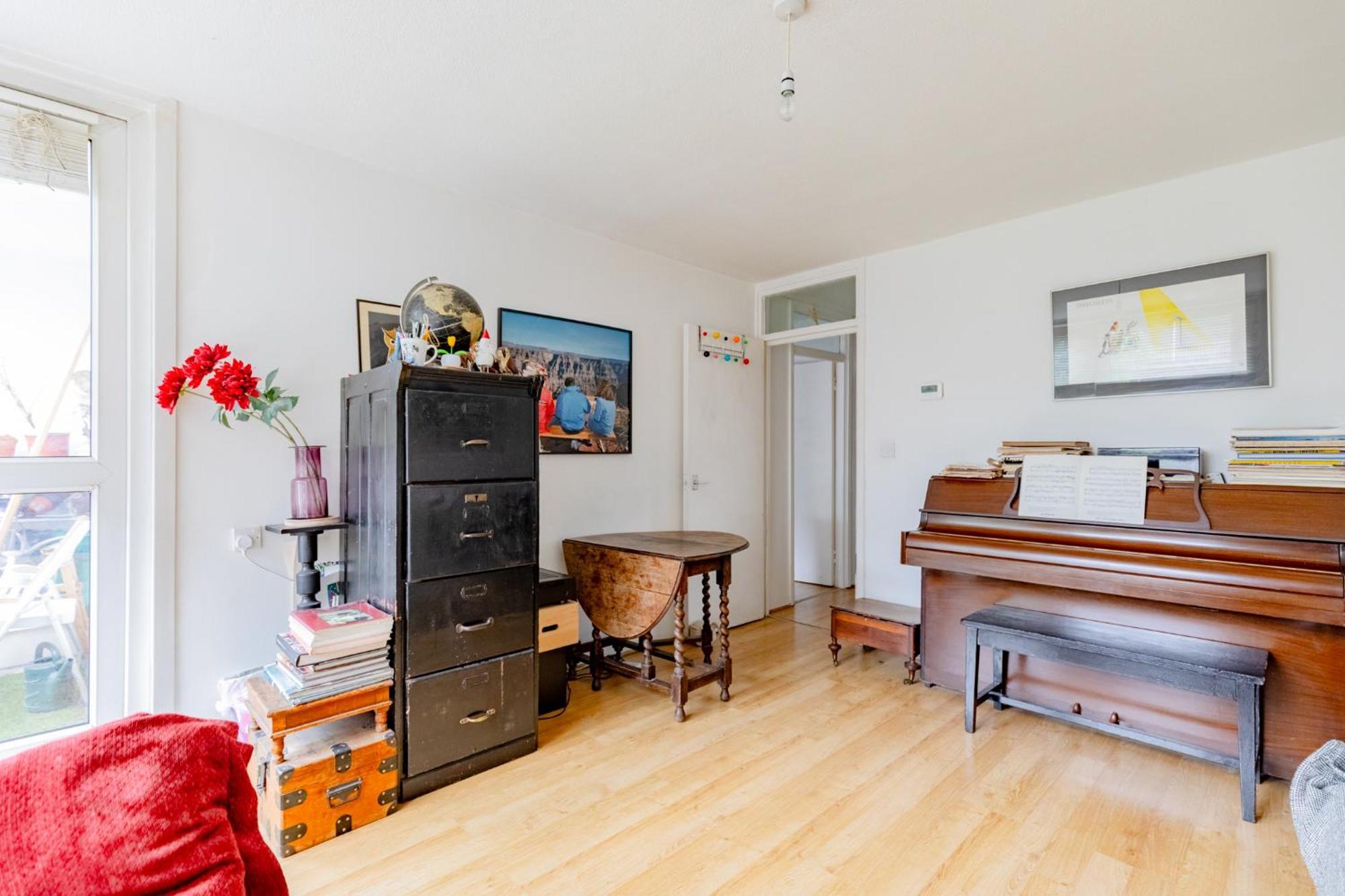 Characterful 1 Bedroom Flat Close To Dlr London Exterior photo